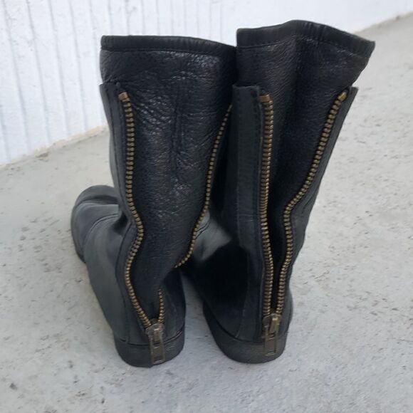 Modern Vintage  - Picture 5 of 8